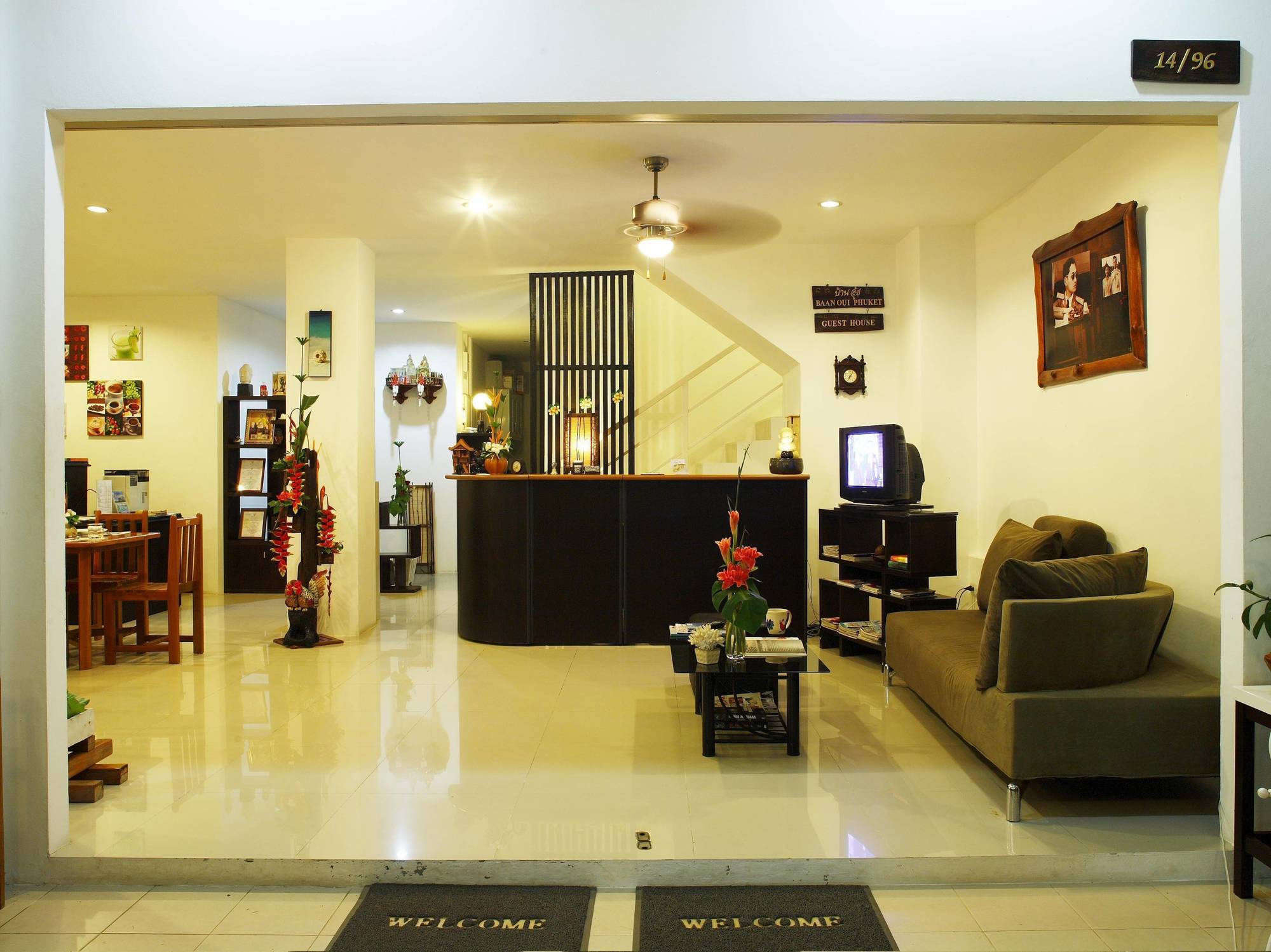 Baan Oui Phuket Guest House Nai Harn Buitenkant foto